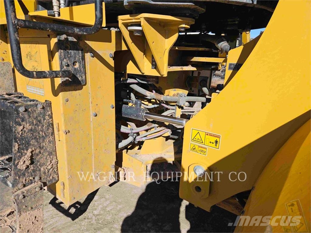 CAT 962 Pale gommate