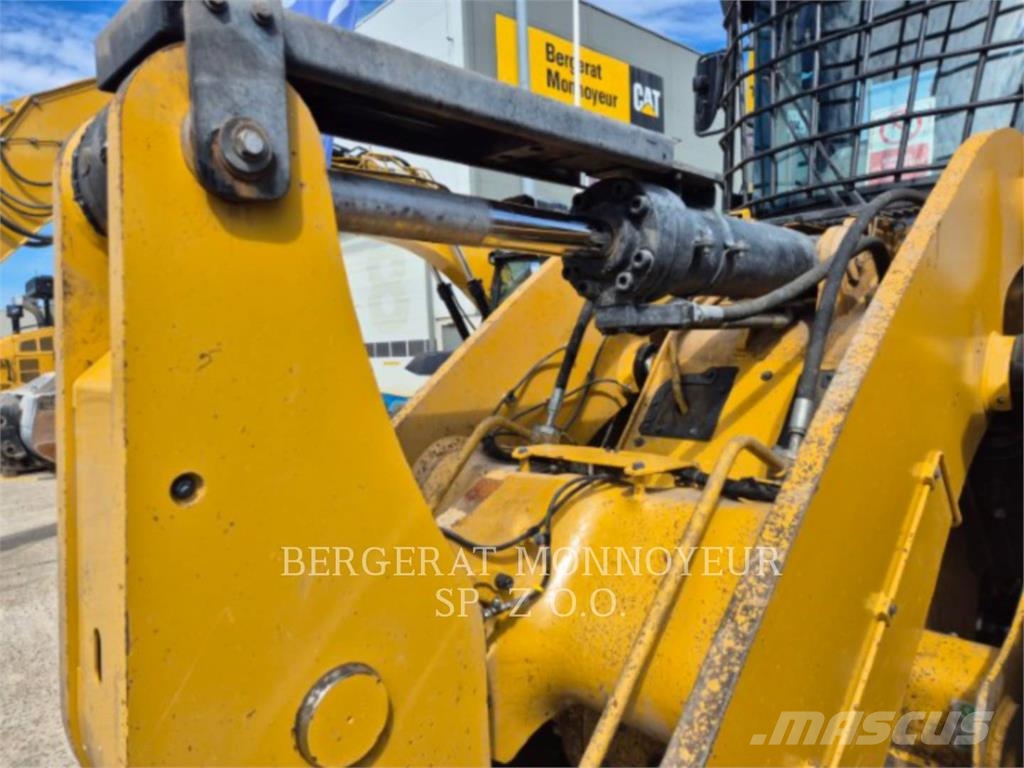 CAT 962-14 لوادر بعجل