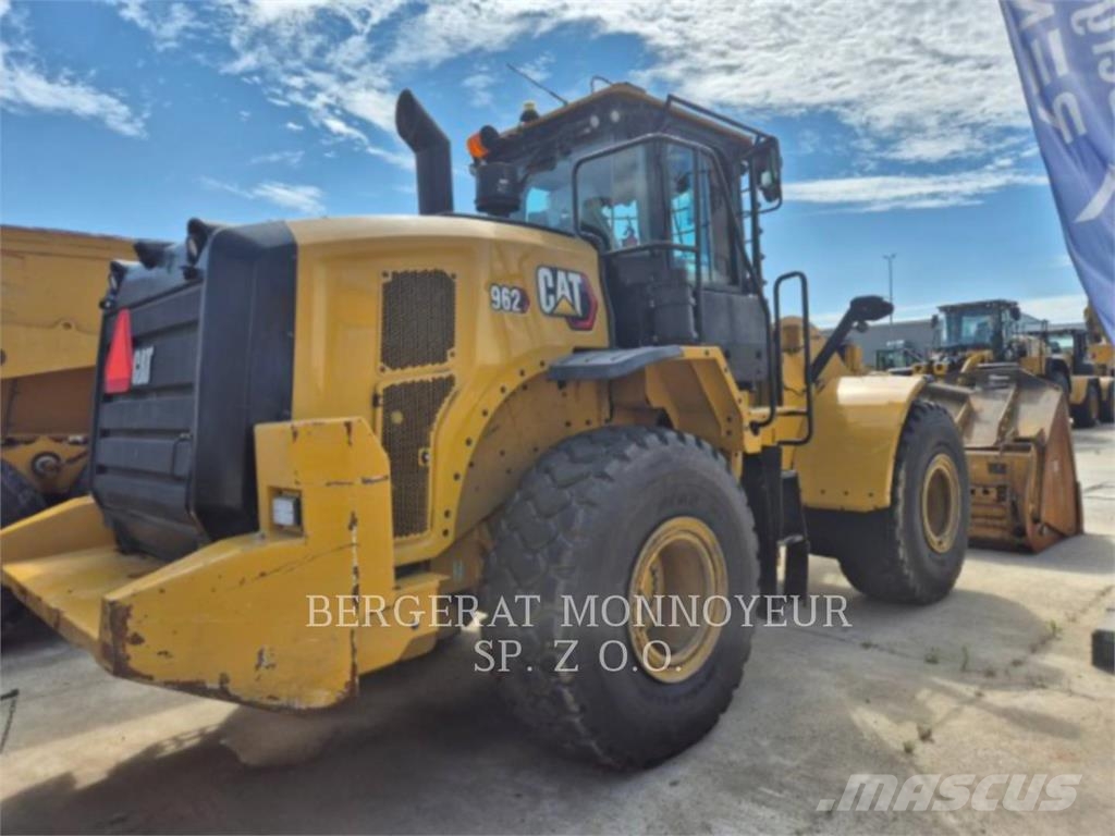 CAT 962-14 لوادر بعجل