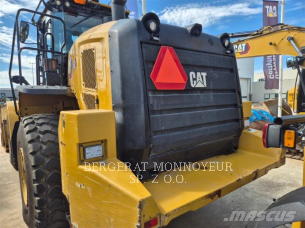 CAT 962-14 لوادر بعجل