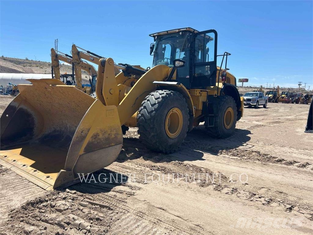 CAT 96214 Kolesové nakladače