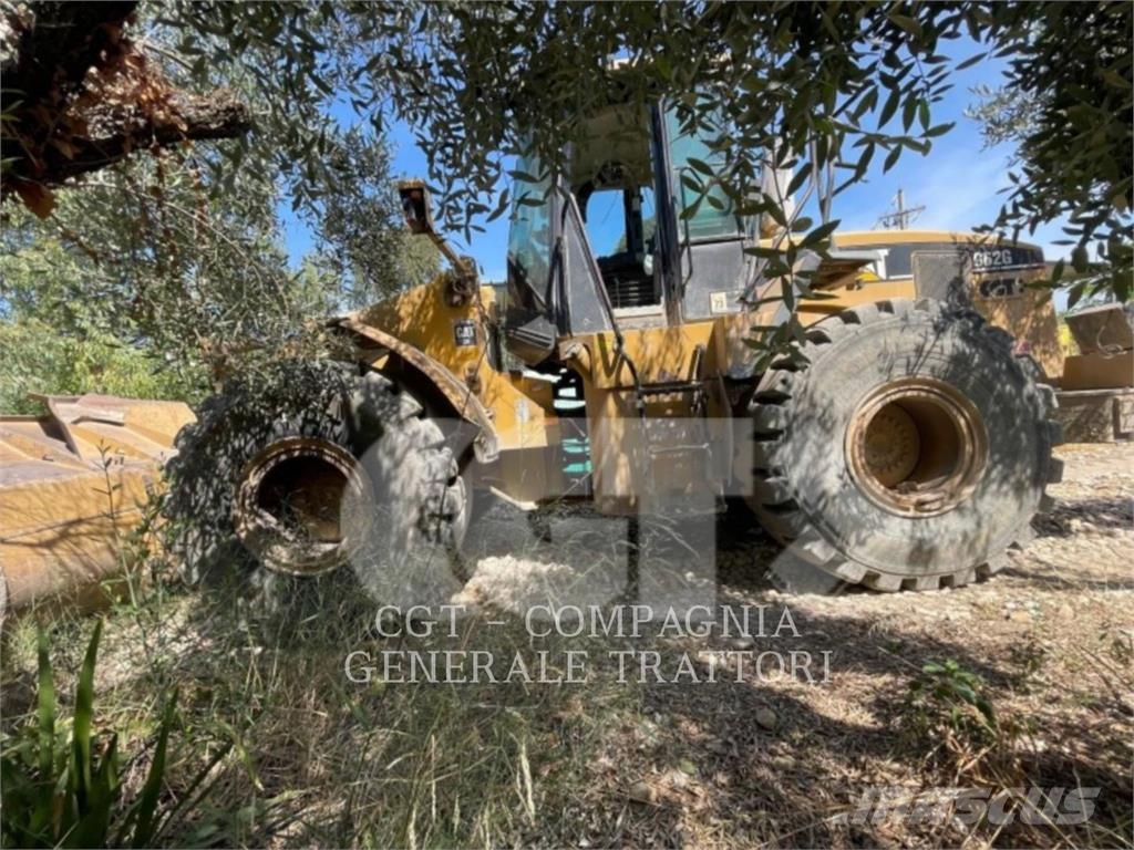 CAT 962G2 Pale gommate