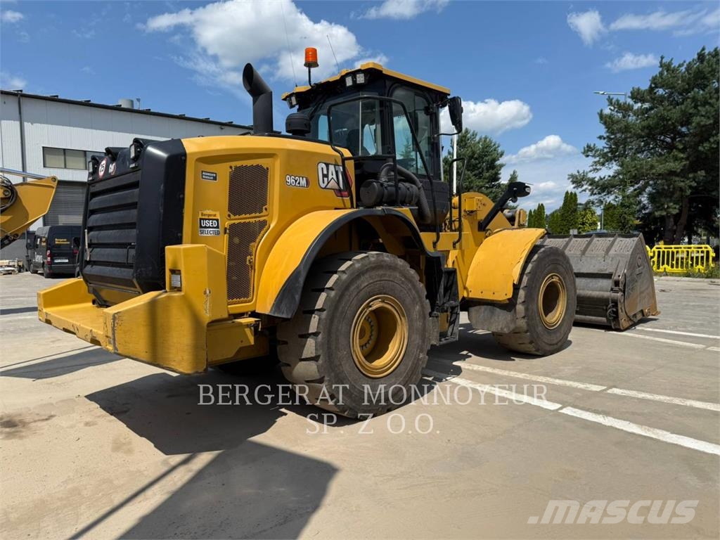 CAT 962M Naudoti ratiniai krautuvai