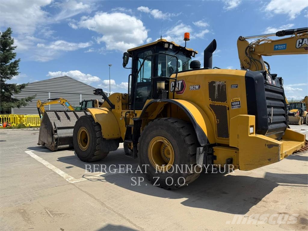 CAT 962M Naudoti ratiniai krautuvai