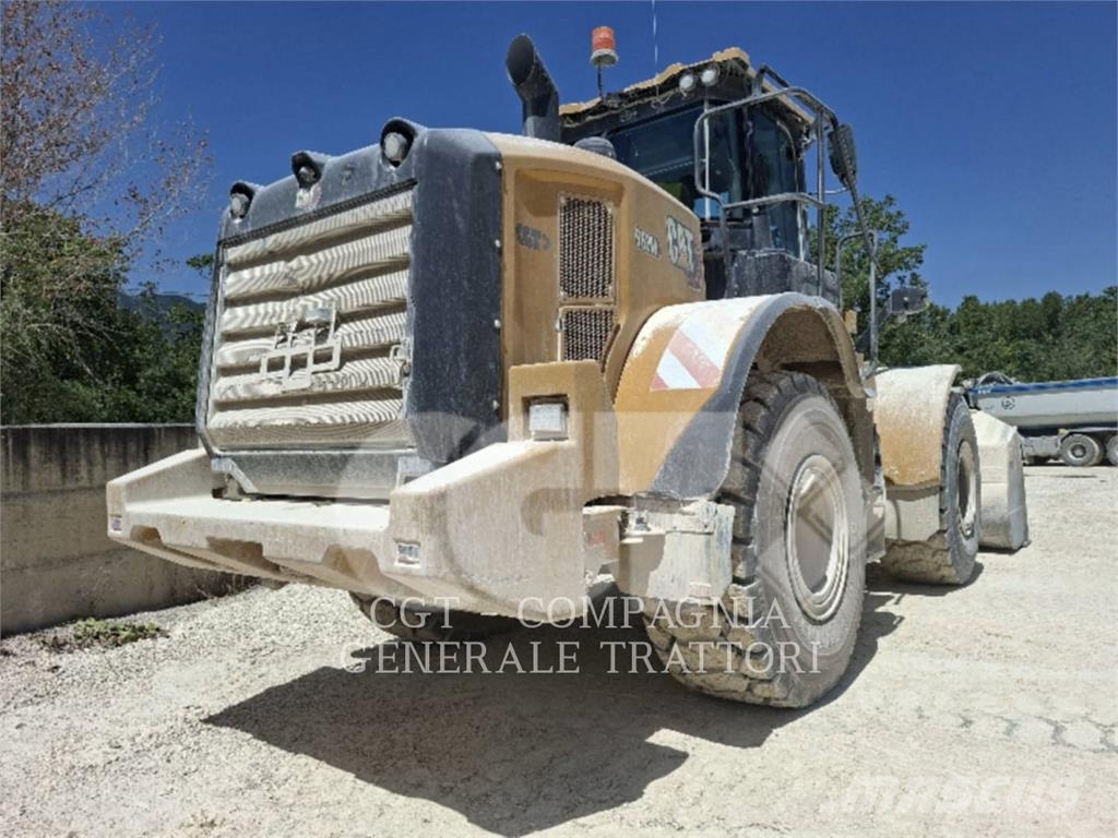 CAT 962M لوادر بعجل