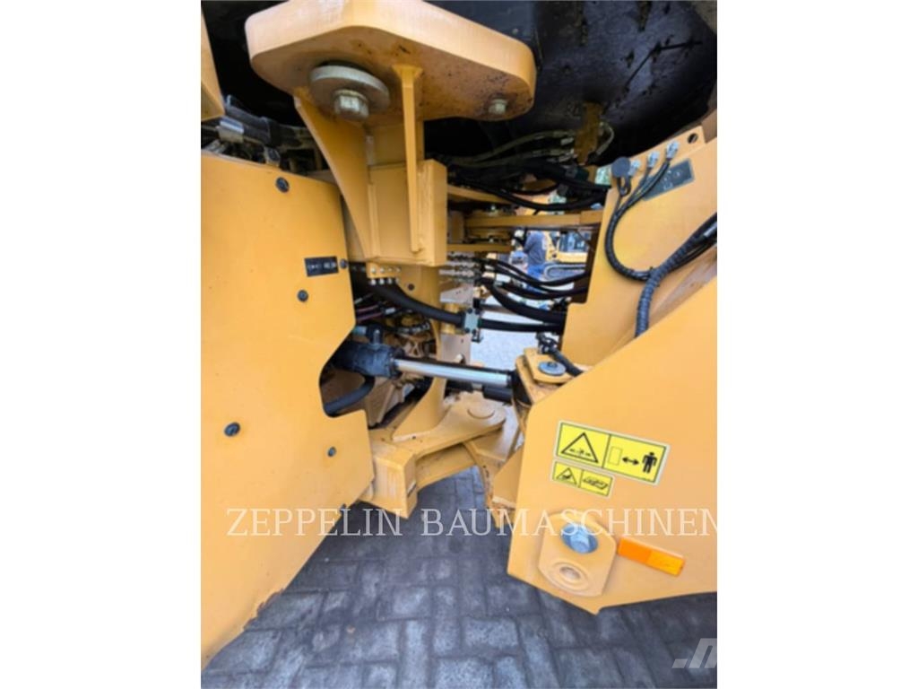 CAT 962M Radlader