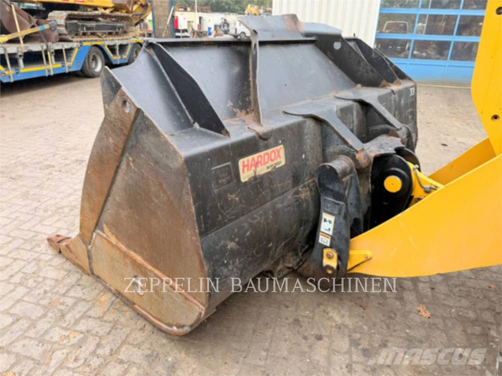 CAT 962M Radlader