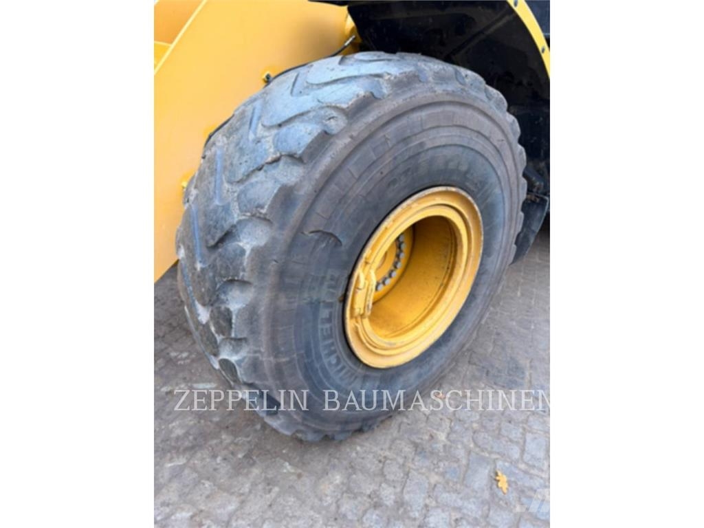 CAT 962M Radlader