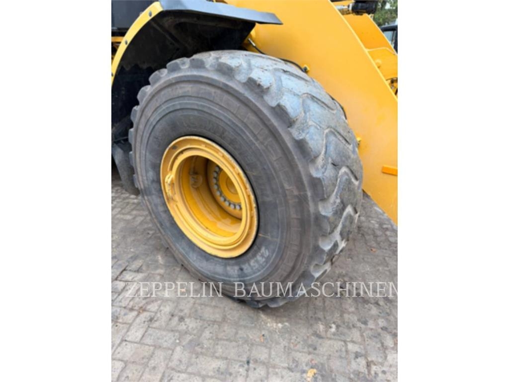 CAT 962M Radlader