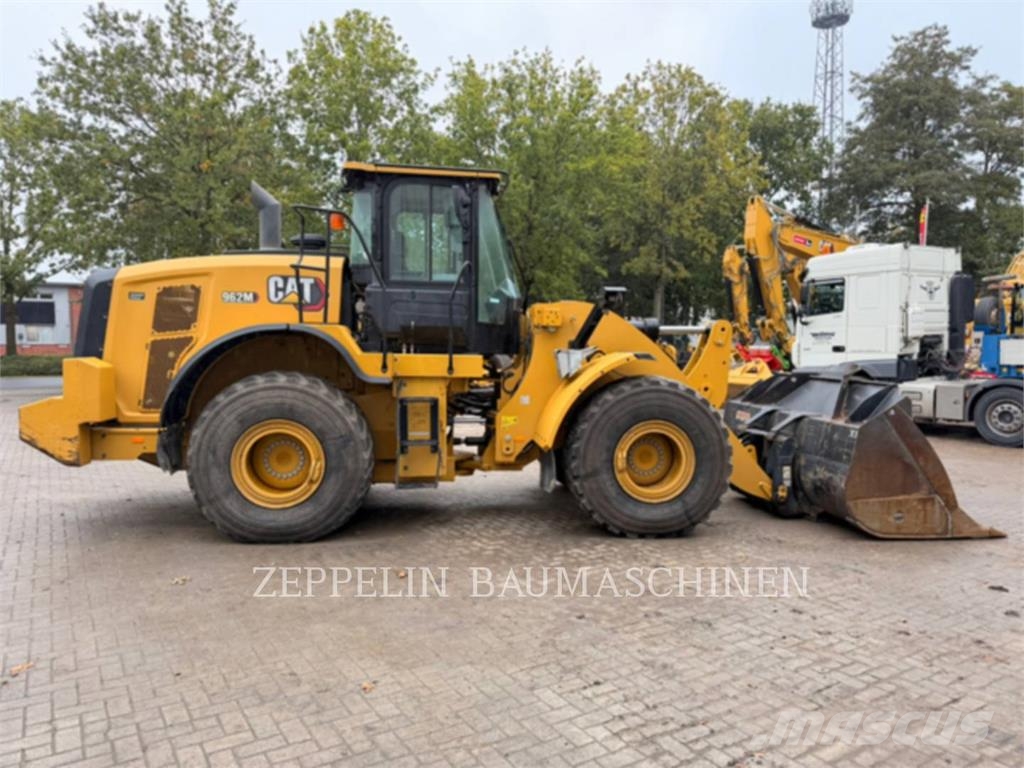 CAT 962M Radlader