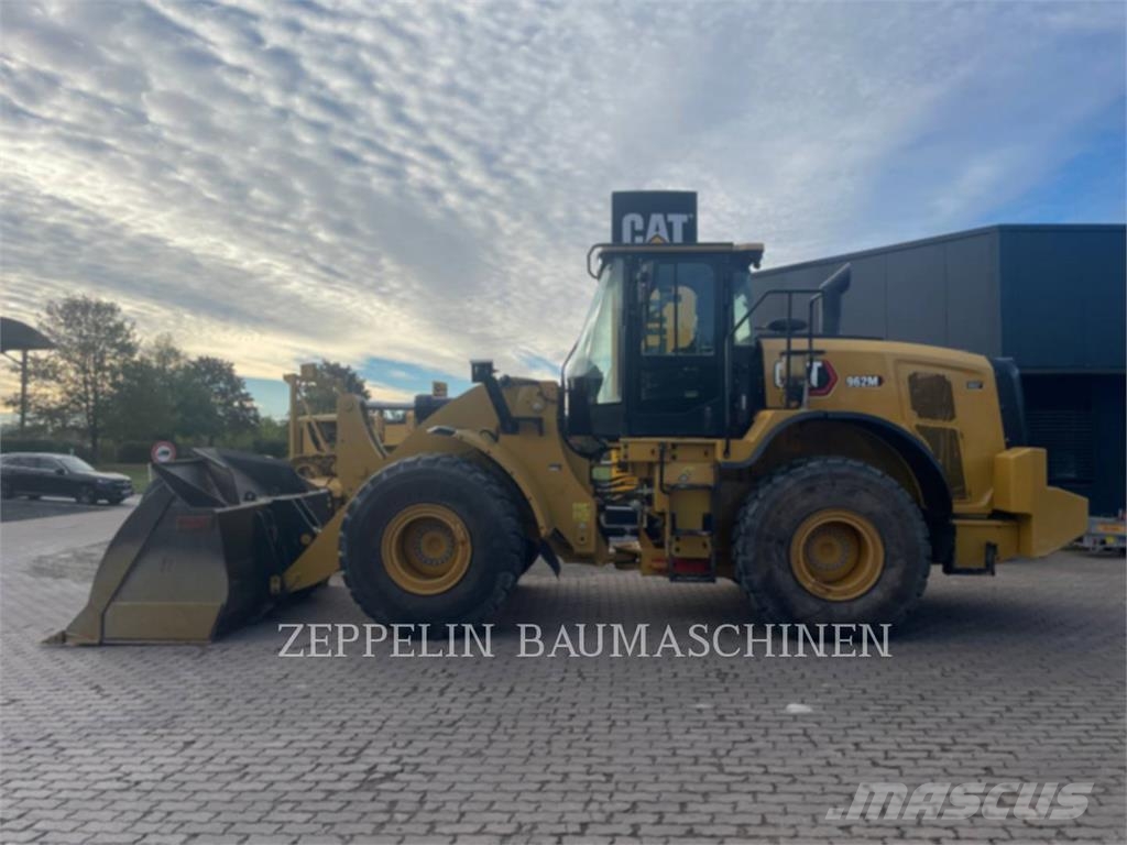 CAT 962M Kolesni nakladalci