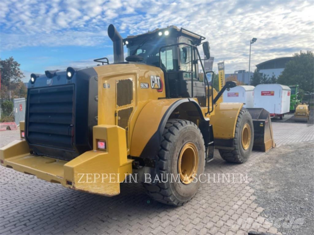 CAT 962M Kolesni nakladalci