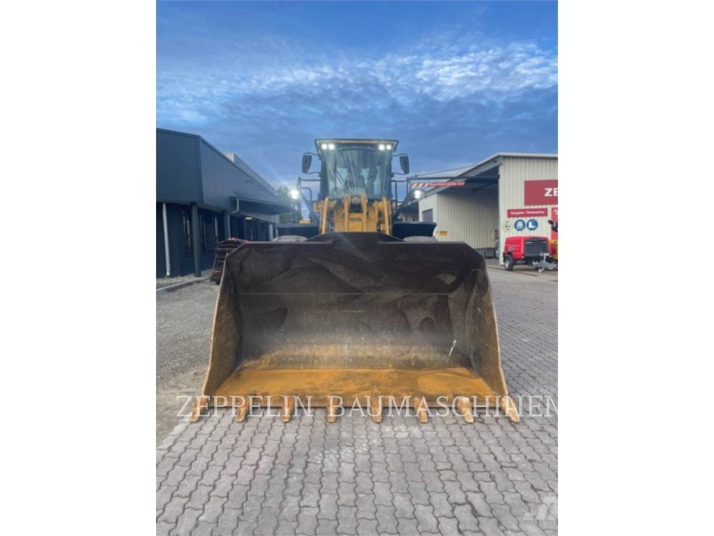 CAT 962M Kolesni nakladalci