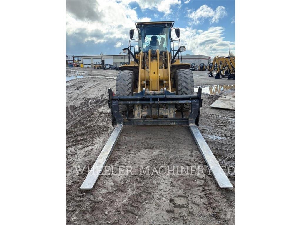 CAT 962M QC 3V Naudoti ratiniai krautuvai