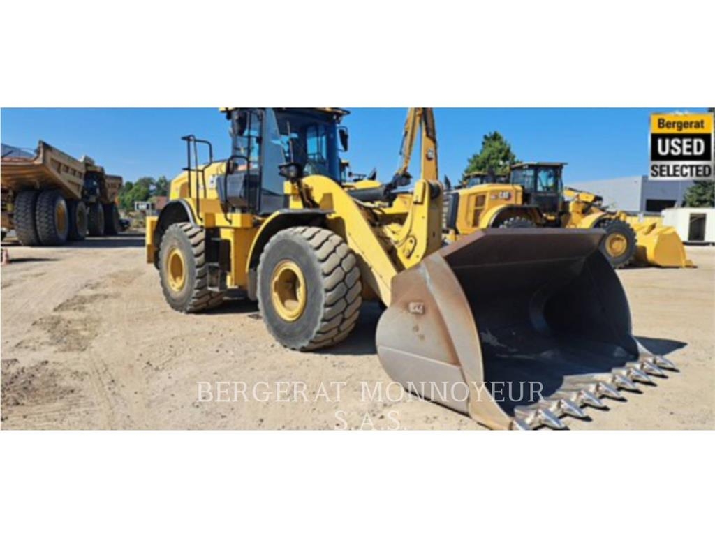 CAT 962M-SZ لوادر بعجل