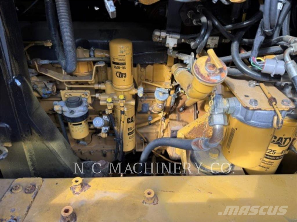 CAT 963 Dozer cingolati
