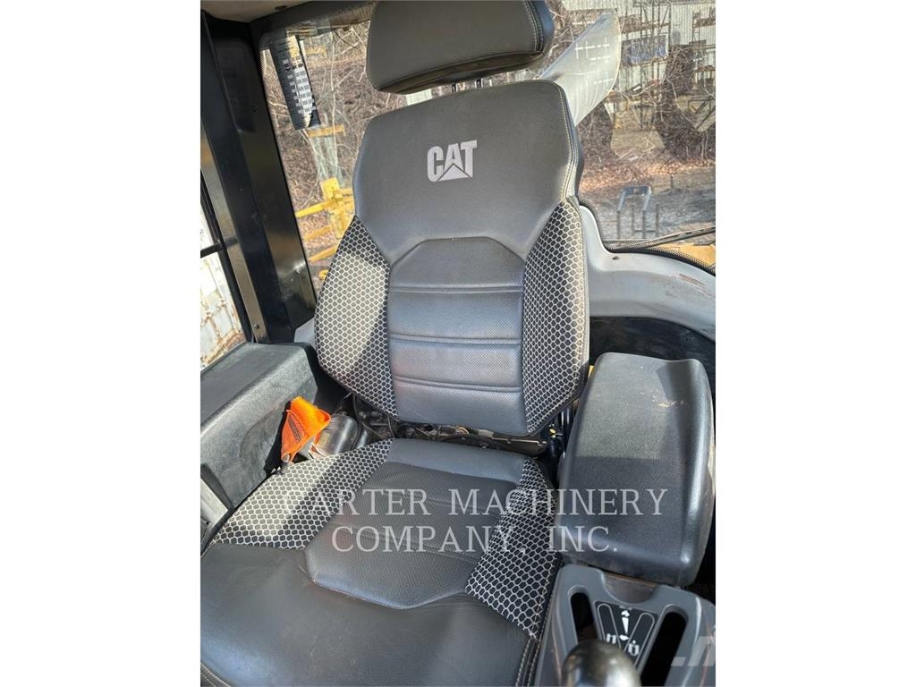 CAT 963-12 Crawler loaders
