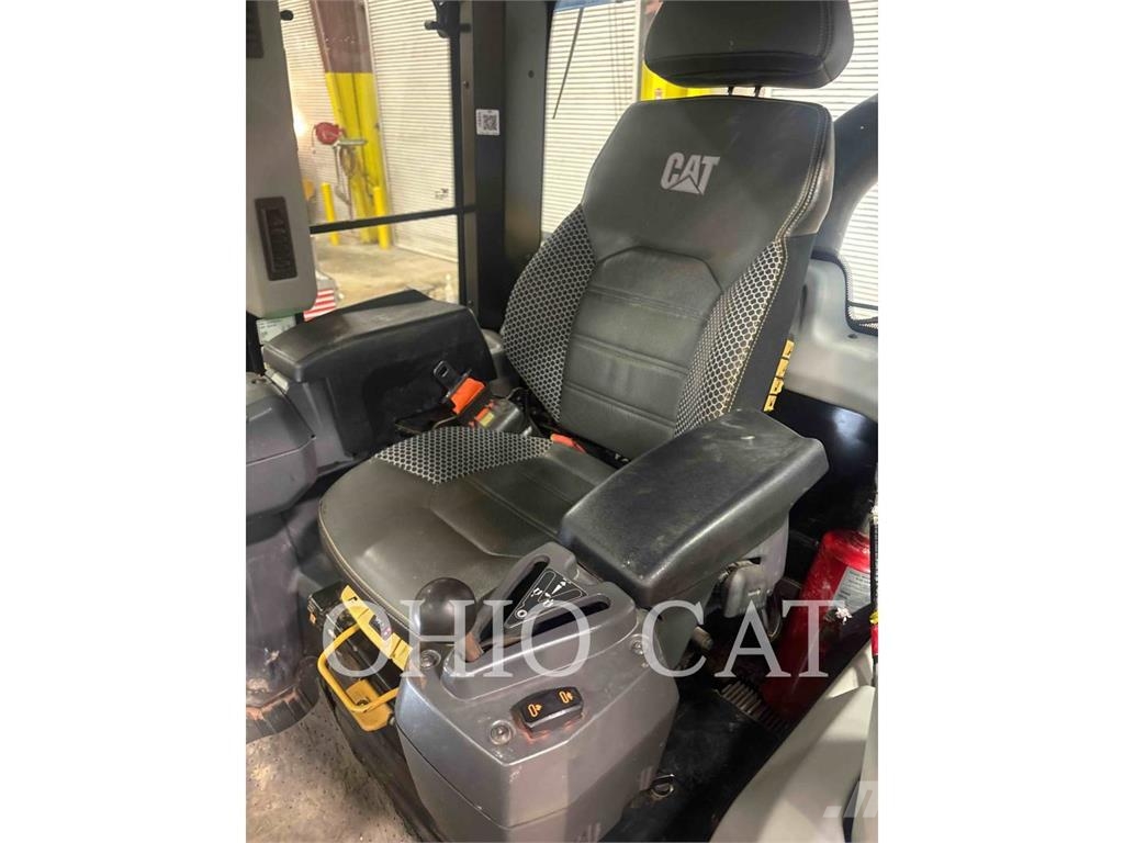 CAT 96312 Pale cingolate