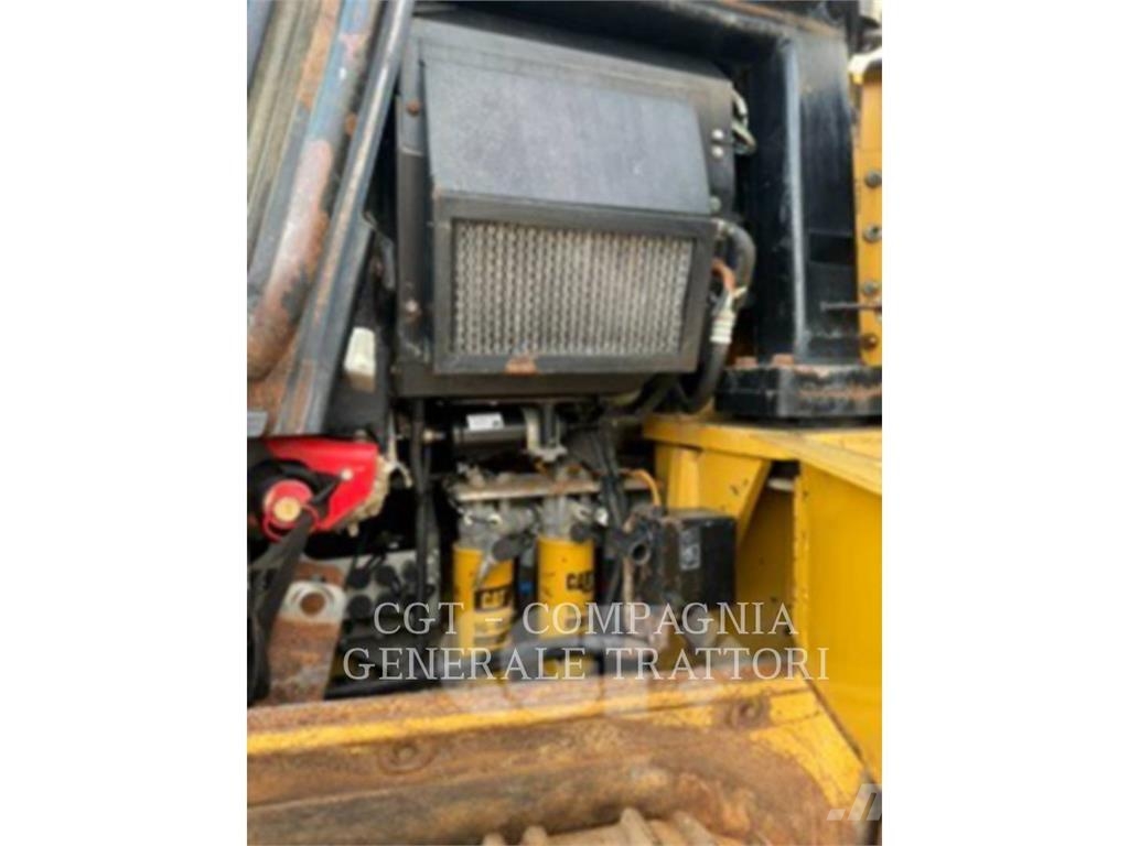 CAT 963D Paletli yükleyiciler
