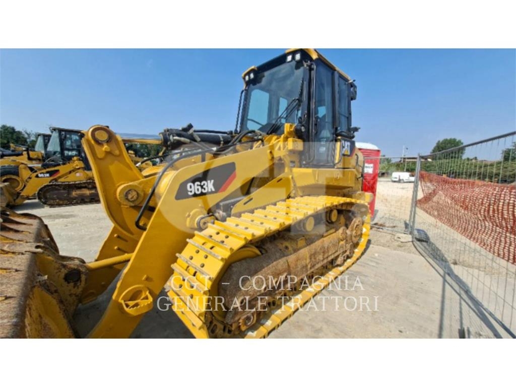 CAT 963K لوادر زحافة