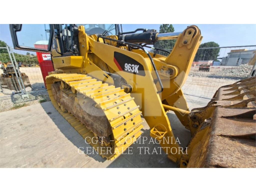 CAT 963K لوادر زحافة
