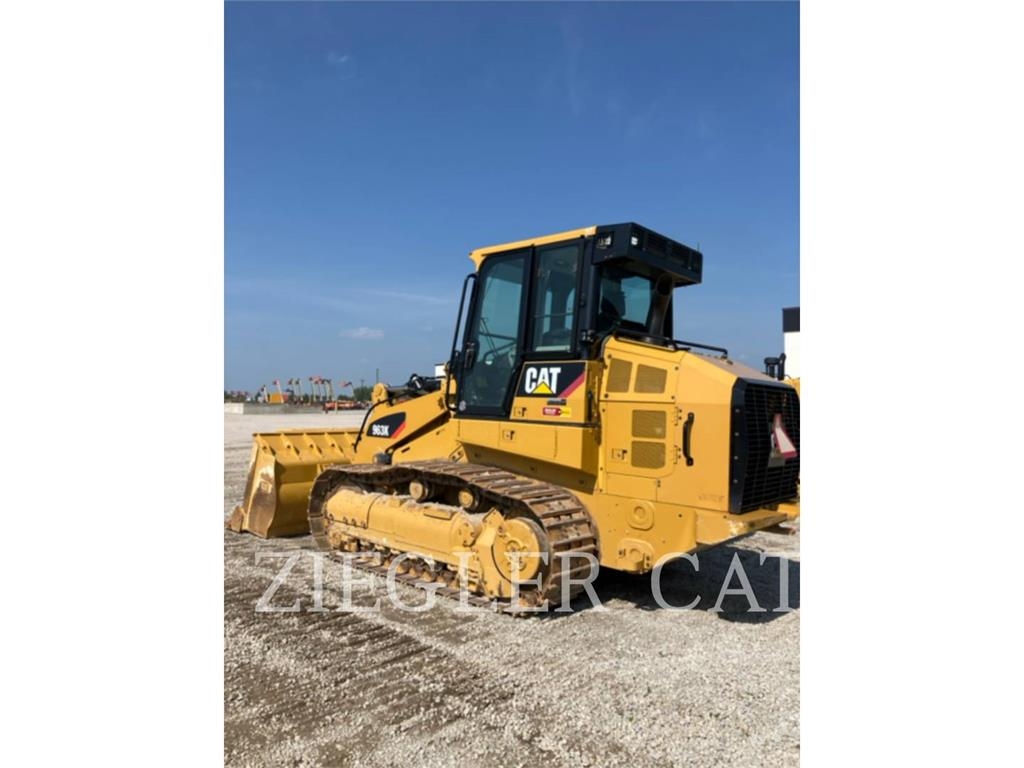 CAT 963K Pásové nakladače