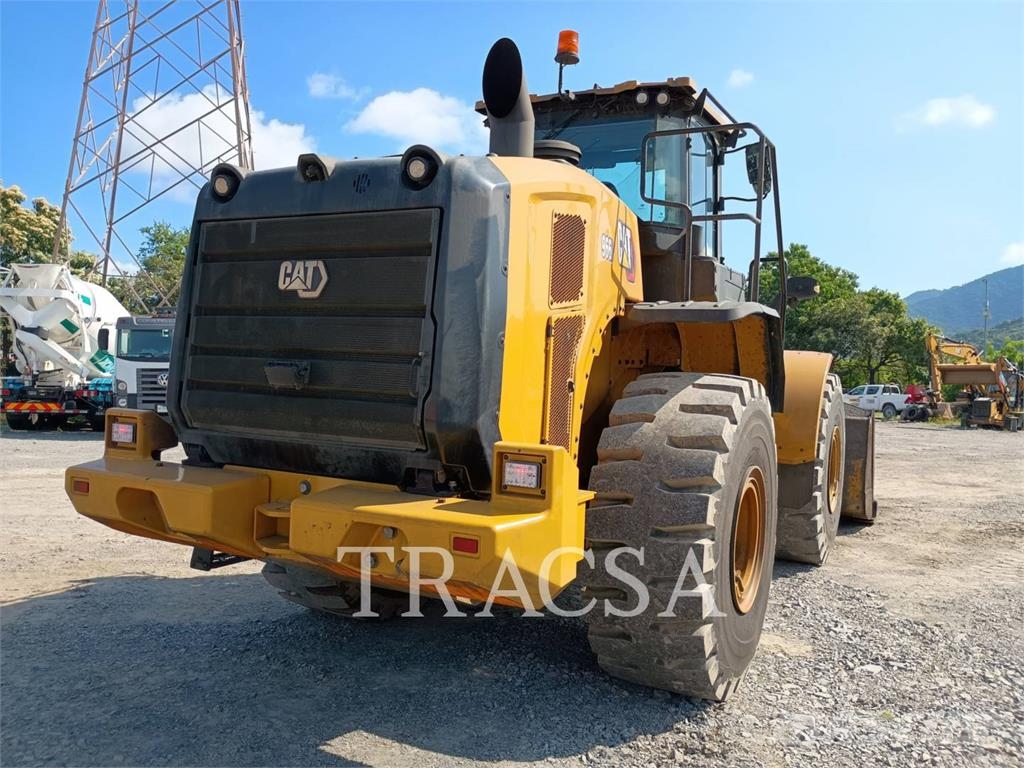 CAT 966 Kolesni nakladalci