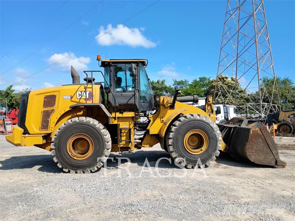 CAT 966 Kolesni nakladalci