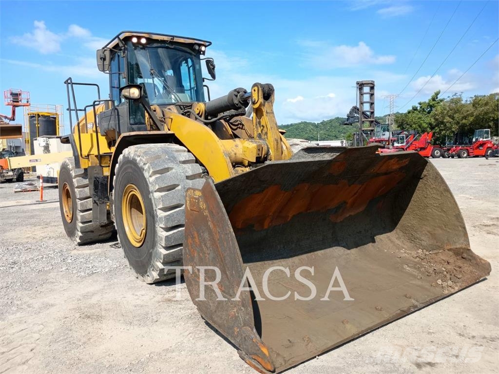 CAT 966 Kolesni nakladalci
