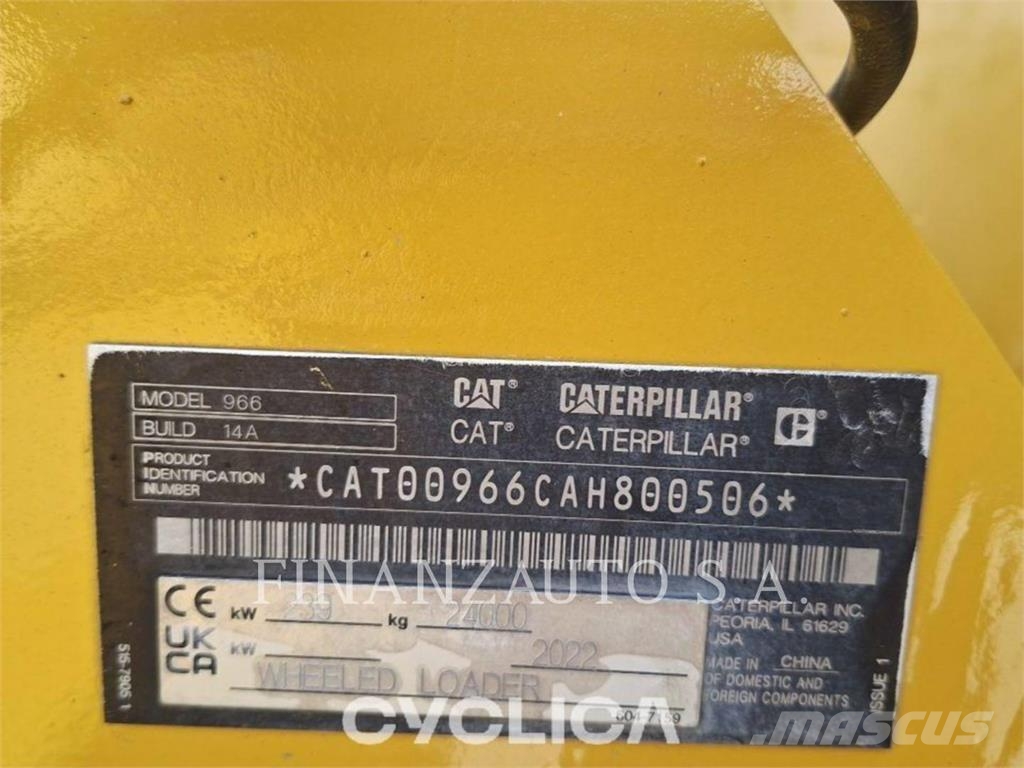 CAT 966 لوادر بعجل