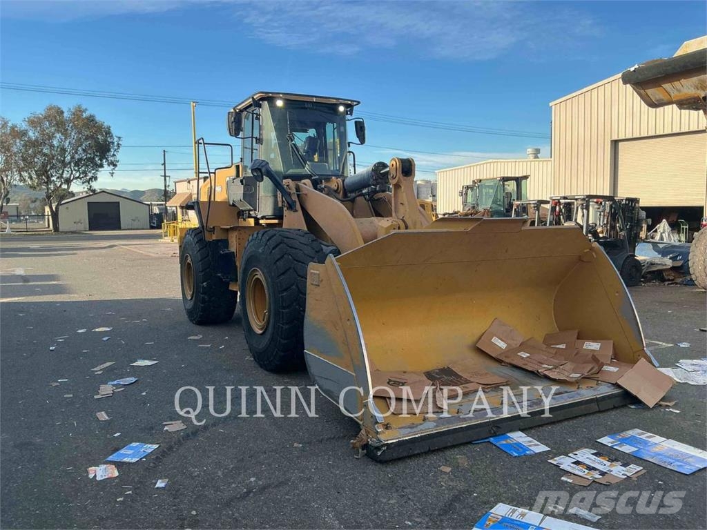 CAT 966 Tekerlekli yükleyiciler
