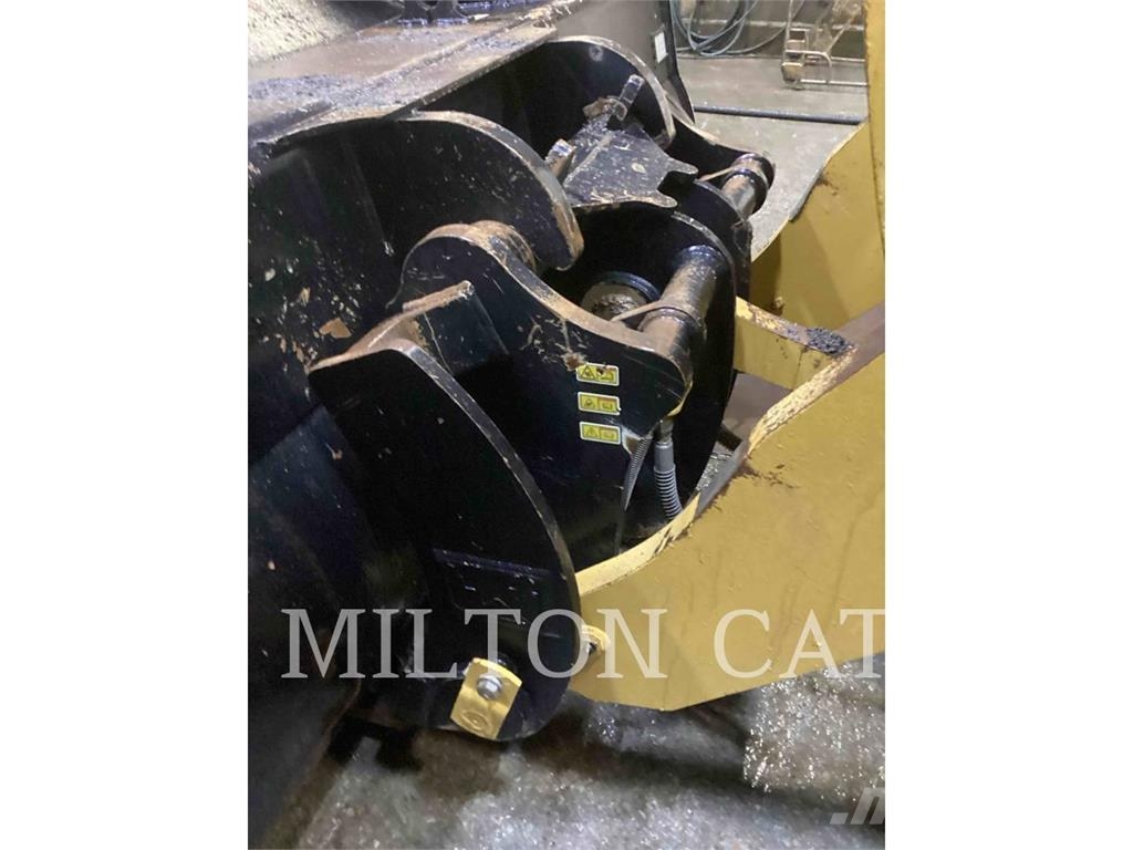 CAT 966 Φορτωτές με λάστιχα (Τροχοφόροι)