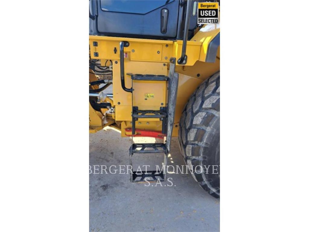 CAT 966 Wielladers