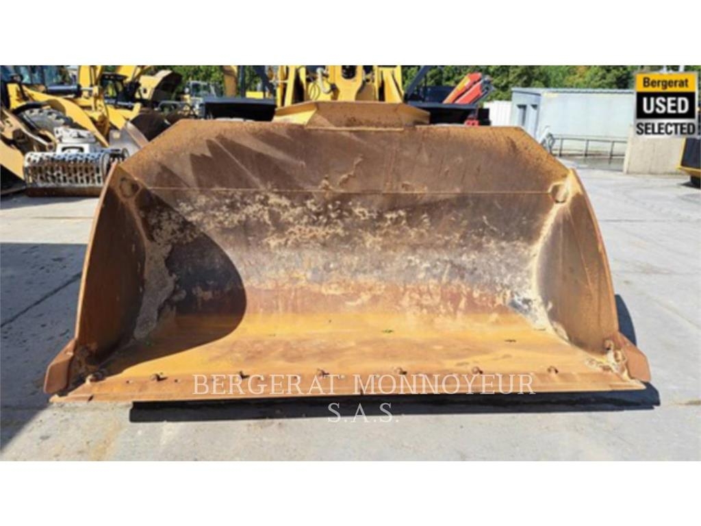 CAT 966 Wielladers