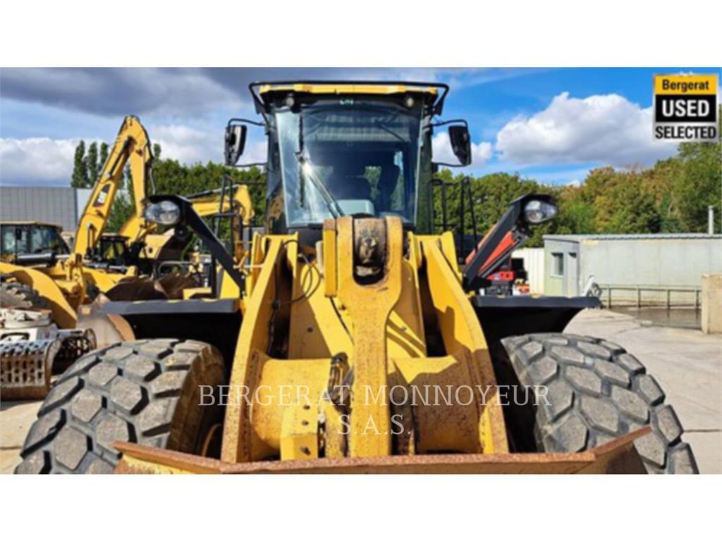 CAT 966 Wielladers