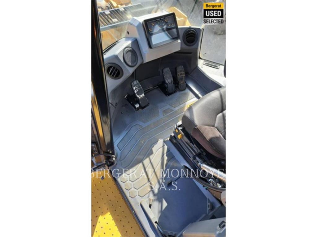 CAT 966 Wielladers