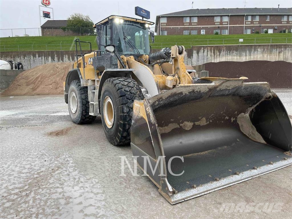CAT 966 Pale gommate