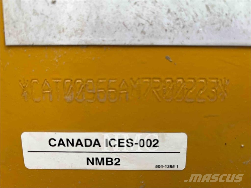 CAT 966 Pale gommate