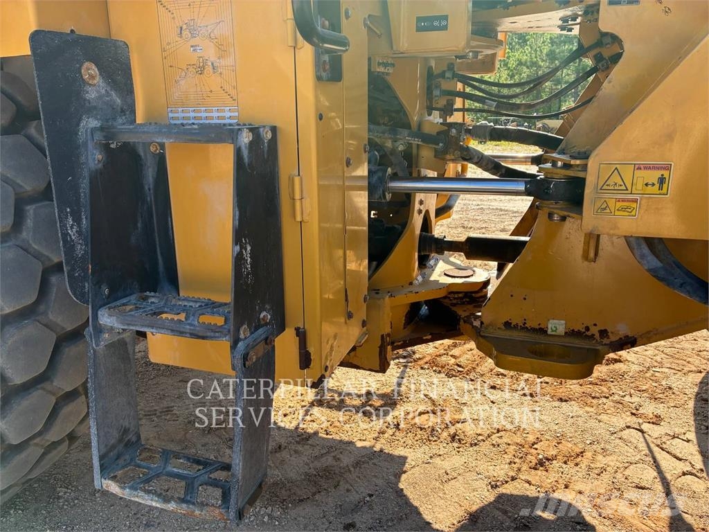 CAT 966-14 لوادر بعجل