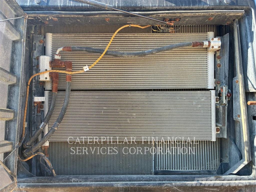 CAT 966-14 لوادر بعجل