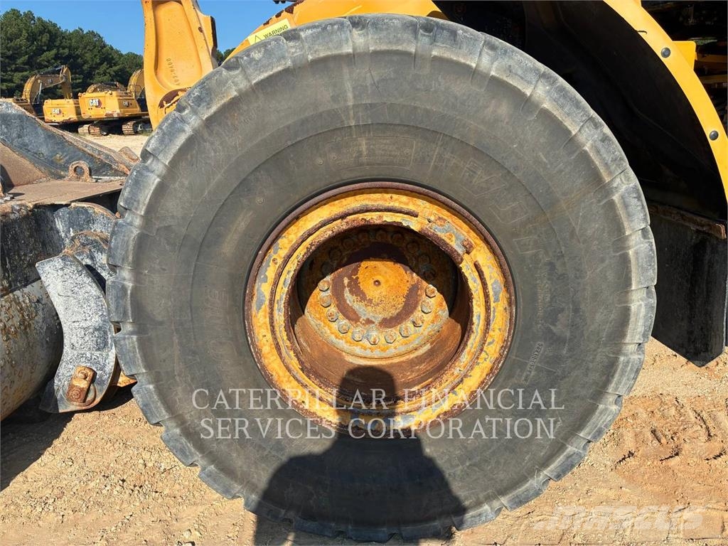 CAT 966-14 لوادر بعجل