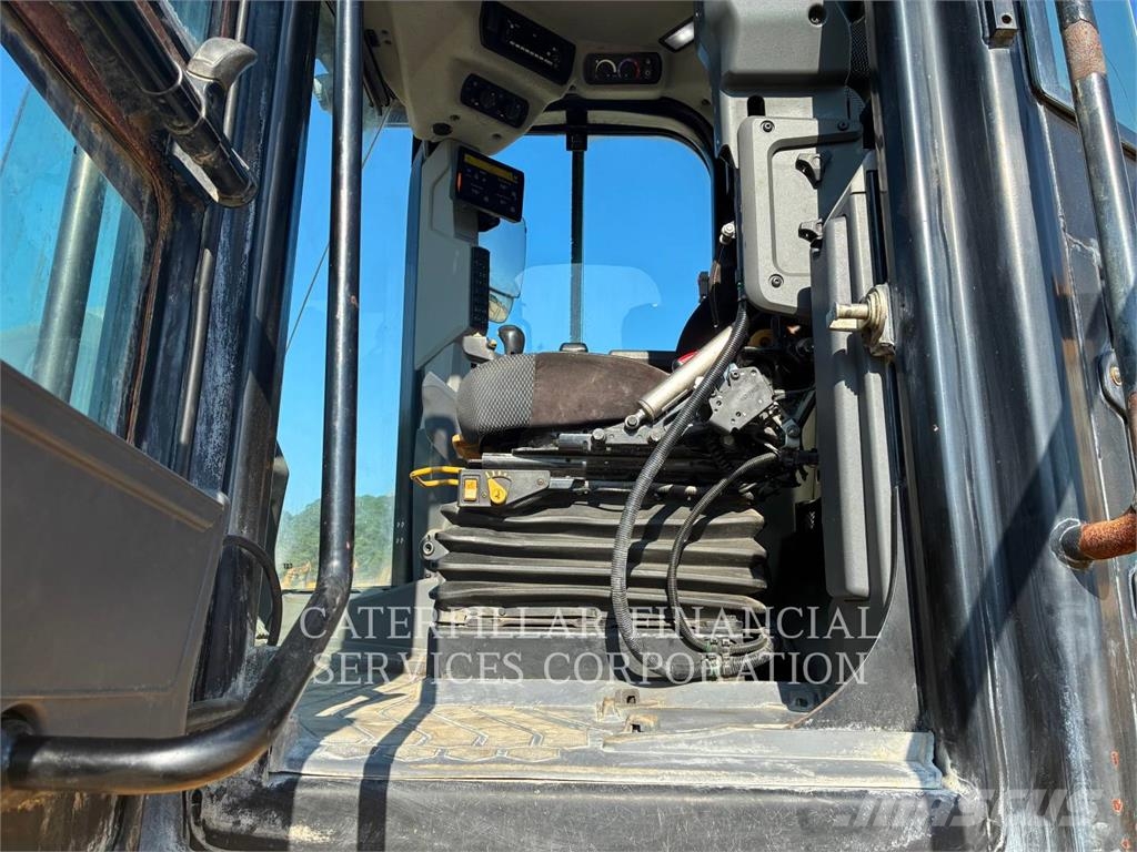 CAT 966-14 لوادر بعجل