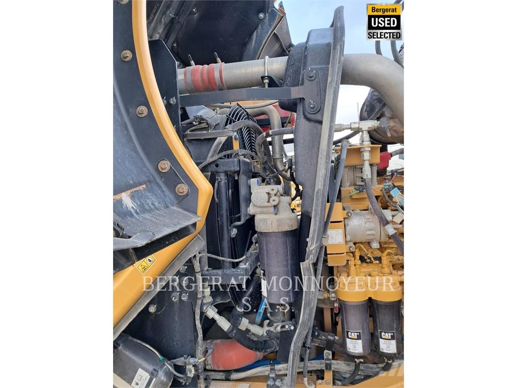 CAT 966 XE Chargeuse sur pneus