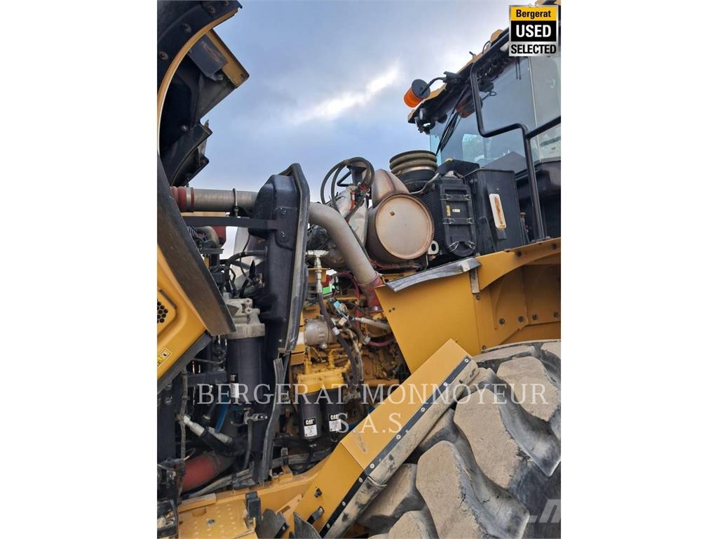 CAT 966 XE Chargeuse sur pneus