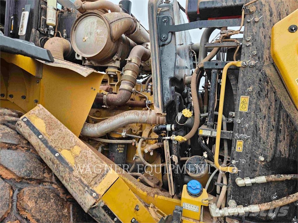 CAT 96614 Kolesni nakladalci