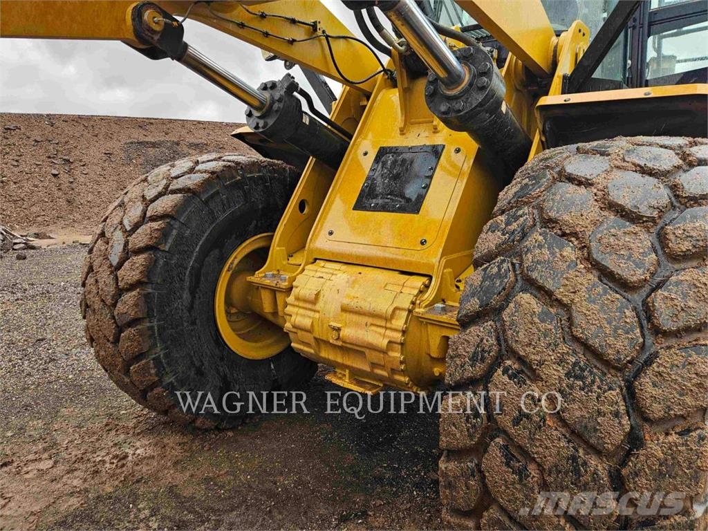 CAT 96614 Kolesni nakladalci