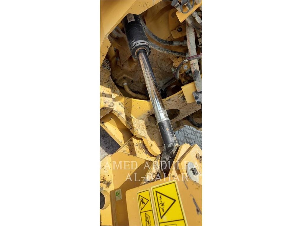 CAT 966GC 輪胎式裝載機
