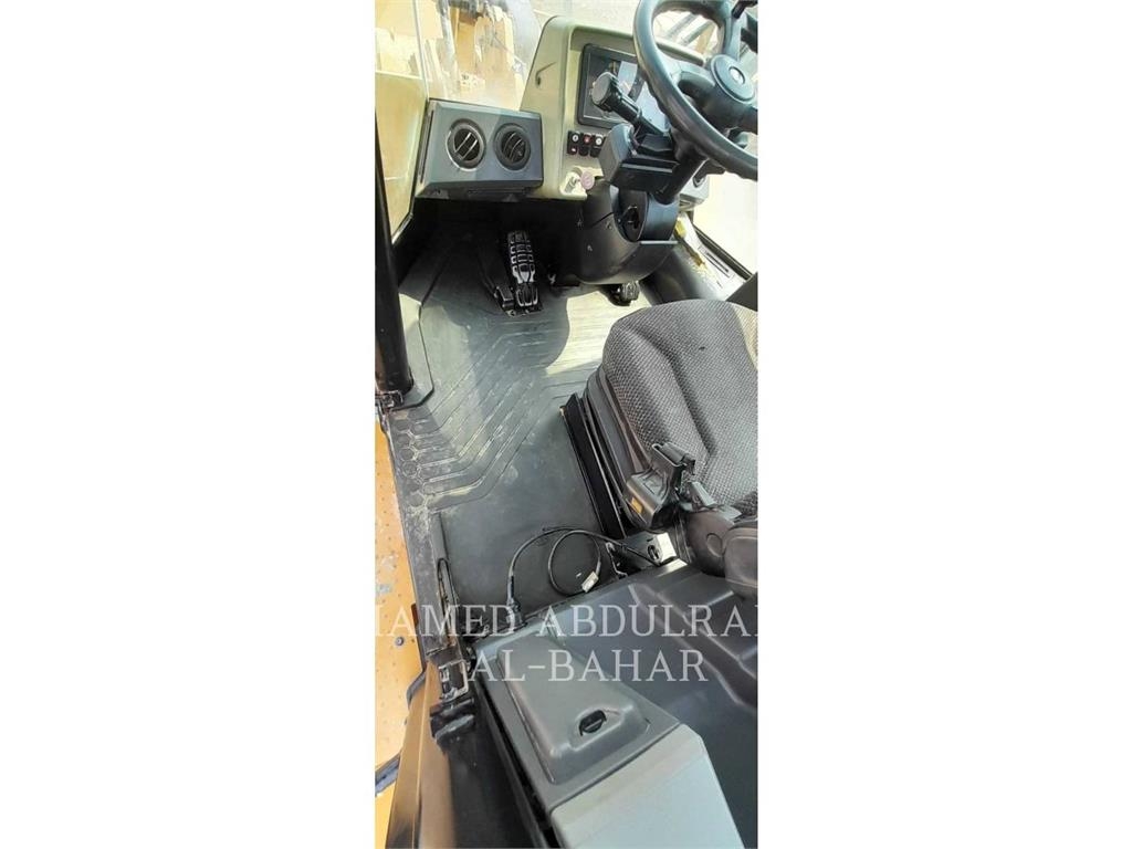CAT 966GC 輪胎式裝載機