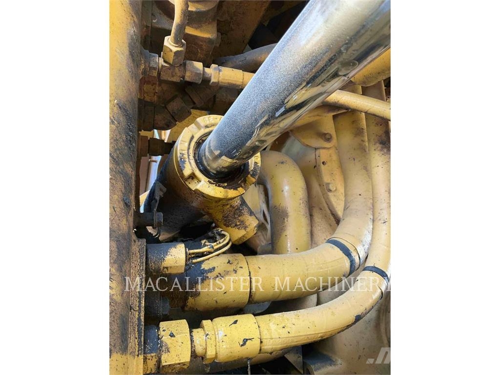 CAT 966GII Kolesni nakladalci