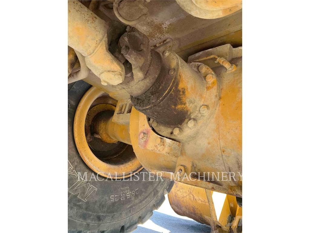 CAT 966GII Kolesni nakladalci